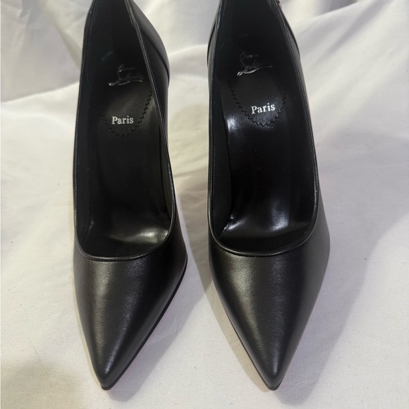 Christian Louboutin Kate
100 mm Pumps Lamb nappa leather Black WSize 5.5 EU 35.5 - Picture 6 of 9